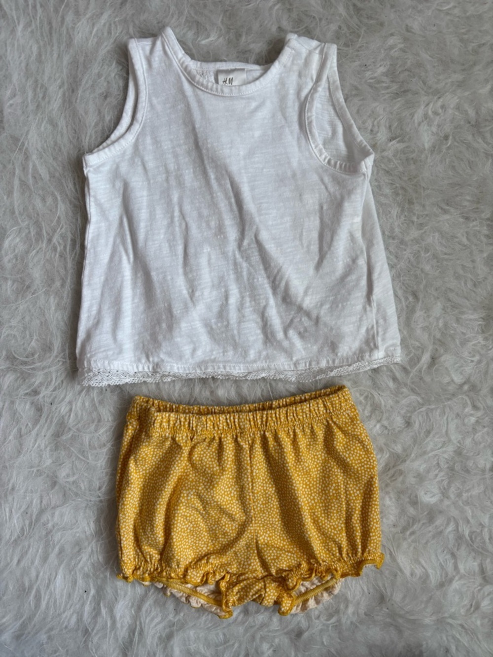 H&M Sand-to-Sidewalk Summer Baby Outfit
